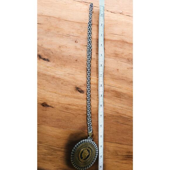 Vintage 1913 Liberty Woman's Profile Openwork 2 Tone Coin Style Pendant Necklace - Picture 3 of 7